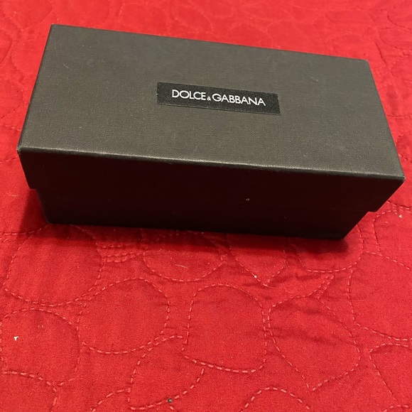 Sunglasses - Picture 6 of 8